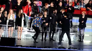 【HD】BTS/GOT7/Red Velvet/Twice reaction to EXO "drop that" @ MAMA 2015