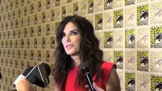 Comic-Con 2013: Red Carpet Interview with Sandra Bullock for Gravity