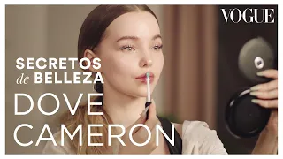 Dove Cameron y cómo conseguir un maquillaje con acabado húmedo | Secretos de Belleza | Vogue México