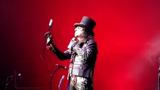 Alice Cooper "Feed My Frankenstein" live @The Opry House Nashville 8-4-19