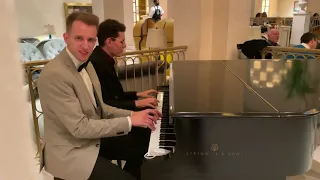 "Stand by me" in Hotel Adlon Kempinski Berlin – Thomas Krüger & Simon Kirkils