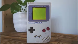 Cleaning & Retrobrighting a DMG Game Boy! Game Boy Restoration