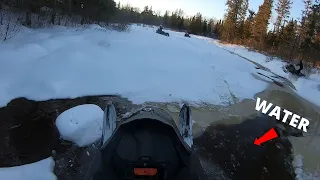 Sketchy Snowmobile River Ride || 850 SUMMIT 154 vs 146