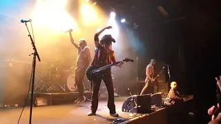 Dope - You Spin Me Round (Like A Record) LIVE @ Metro Theatre, Sydney