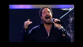 Tom Jones And Jhon Farnham -Hold on I'm Coming 2008 Live