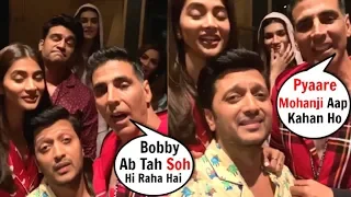 Akshay Kumar Makes FUN Of Bobby Deol For Being Late For Housefull 4 Movie Screening