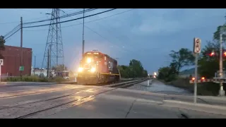 Gp38-2w on the holly sub!