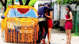 Picking up Hot Girl in Wedding Car //By Sumit cool Dubey #Prank #Prayagraj #Allahabad