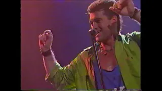 Billy Ray Cyrus - Achy Breaky Heart (Live Music Video)