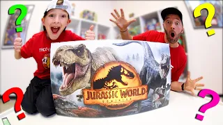 Father & Son TOY BOX MEGA SURPRISE! / Jurassic World 3