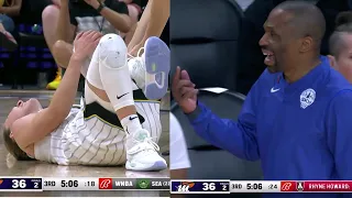 Vandersloot LEAVES GAME Injured After Collision. Coach Furious Officials Don't Review, Picks Up Tech
