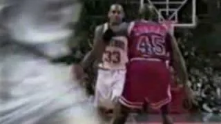 Grant Hill Crossover on Michael Jordan