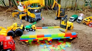 중장비 자동차 장난감 메가블럭 다리 만들기 포크레인 크레인 트럭 색깔놀이 모래놀이 Construction Car Toys Build Bridge Color Block