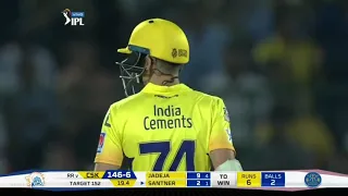 MS Dhoni fights with umpire