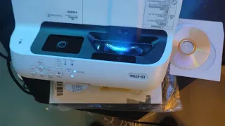 Epson EB 675wi interactive projector