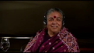 Vandana Shiva | Ecofeminism and the decolonization of women, nature and the future