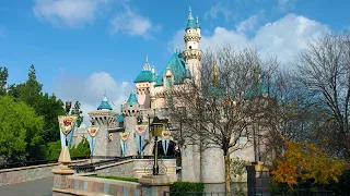 Musical Magic at the Gateway: Disneyland's Esplanade Area Music Loop