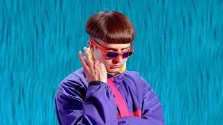 Oliver Tree - When You're Around [Lyric Video]