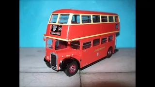 LEYLAND RTW 75 ,, London Bus'', DeAgostini, 1:72 diecast model