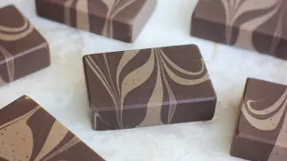 Making soap with real coffee ☕🧼 Taiwan swirl variation (RECIPE)