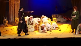 Итальянка в Алжире - спектакль театра "Зазеркалье"