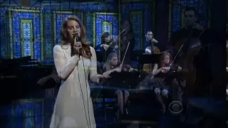 [HD] Lana Del Rey - Best LIVE Performance of Video Games David Letterman 02-02-12