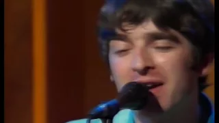 Noel Gallagher - Live Forever - Live at the late show [ HQ ]