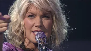 Natalie Grant: "King of the World" (47th Dove Awards)