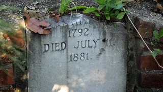 Forgotten and Abandoned Cemetery Found In The Middle Of The City