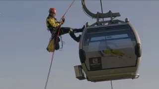 Gondola lift evacuation