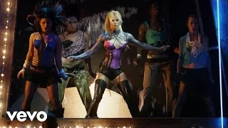 Britney Spears - Me Against the Music (Live - 2003 American Music Awards)