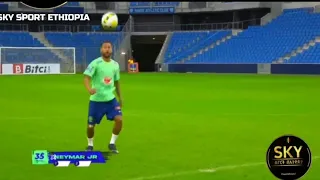 Neymar controls a ball dropped from above 35 meter👏