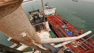 Работа в море на рыбопромысловом судне радиооператор/Work at sea on a fishing vessel radio operator