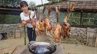 Harvesting fish with a pump, Harvest potatoes, bamboo shoots to sell - Duck fried in oil