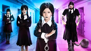 Wednesday Addams kontra Wampir w Więzieniu! Wampiry w realu!