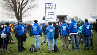 Wie »Querdenken« Kinder für ihren Corona-Protest instrumentalisiert - DER SPIEGEL - Politik