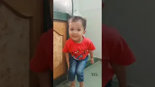 Baby saying mama susu susu || Mumma susu susuuoo | देखो जब बच्चे को सुसु अति है😃😃😃😄😆😉