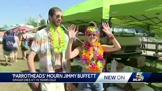 'Parrotheads' mourn Jimmy Buffett