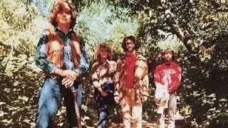 THE AMAZING CREEDENCE CLEARWATER REVIVAL #bayoucountry #greenriver #cosmosfactory #johnfogerty