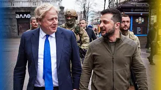 Boris Johnson in Kyiv with Ukraine's President Volodymyr Zelensky