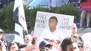 Supporters of death row inmate Rodney Reed rally outside governor's mansion