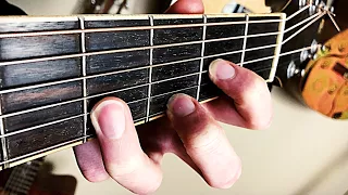 Learn how to play guitar using only ONE hand (beginner)