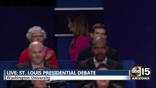 Second Presidential Debate Town Hall - Hillary Clinton vs. Donald Trump - Melania & Bill shake hands