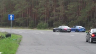 Mercedes AMG GTs vs Porsche Cayman GT4