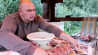 Шашлык из свинины в помпейской печи. Pork shashlik in a Pompeian oven.