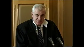 Оглашение приговора суда над террористом Нурпаши Кулаевым 06.10.2005 (Часть 1)