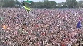 Macy Gray - I Try live at Glastonbury 2003