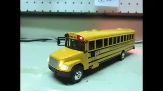 Custom 1:53 International FS-65 diecast toy school bus model with working lights