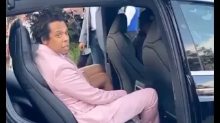 Jay Z G Checks Reporter For Saying His Suit Was Pink At Roc Nation Brunch