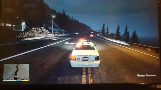 Gta V COME ESSERE UN POLIZIOTTO!! (+INSEGUIMENTI E AGGRESIONI)